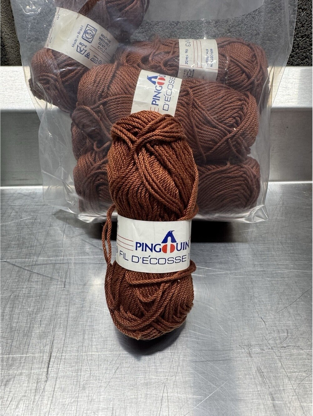 Pinguin Fil Decosse Yarn Brown 6 Skein Lot